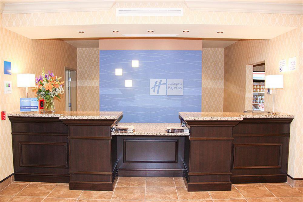Holiday Inn Express And Suites Missoula, An Ihg Hotel Interior photo