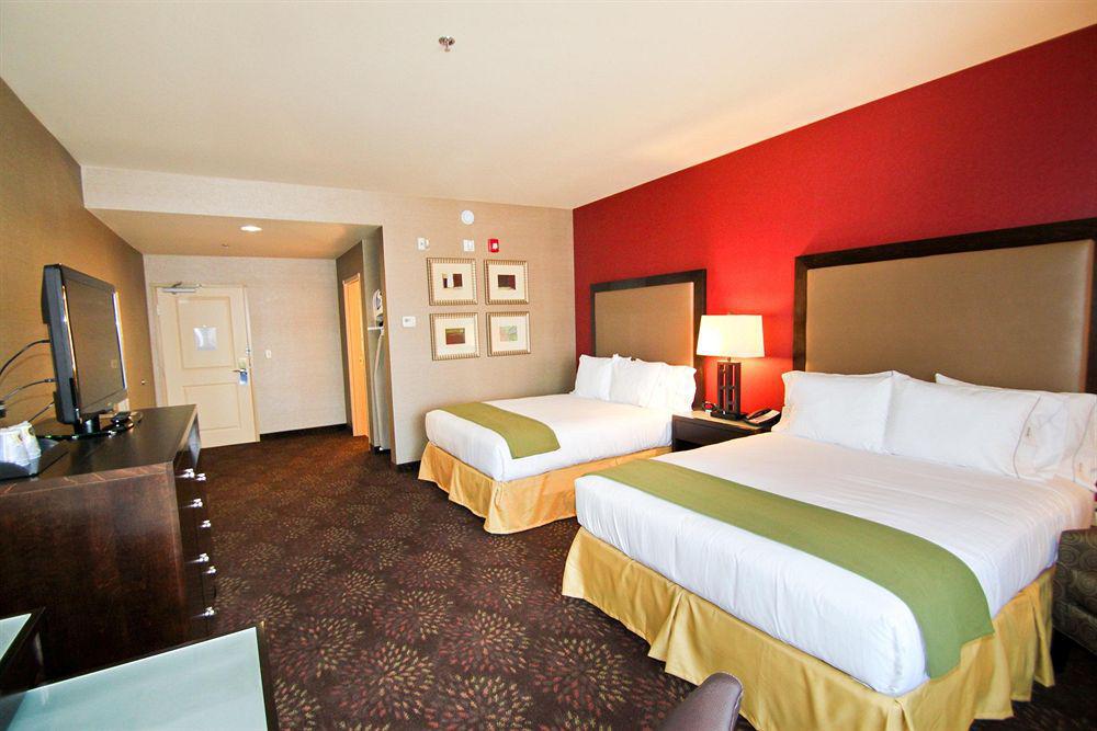 Holiday Inn Express And Suites Missoula, An Ihg Hotel Room photo